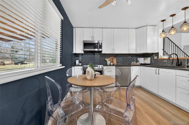 1531 S Queen Street, Denver, CO 80232