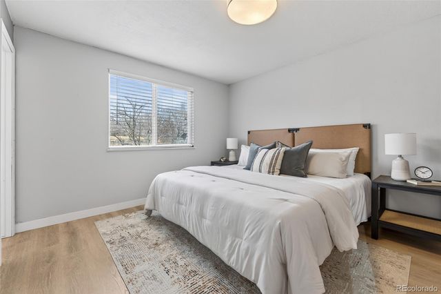 1531 S Queen Street, Denver, CO 80232