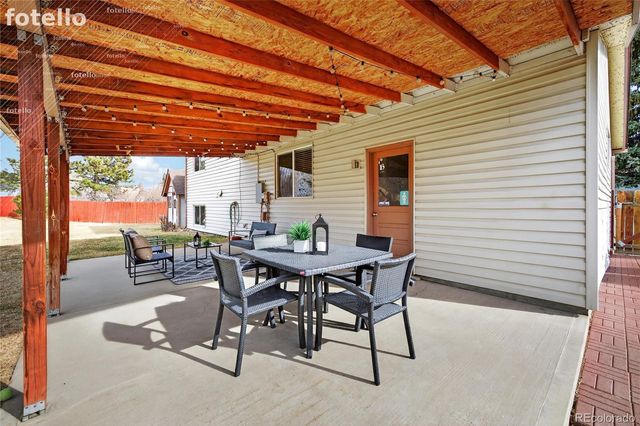 1531 S Queen Street, Denver, CO 80232