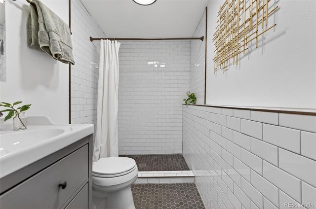 1531 S Queen Street, Denver, CO 80232