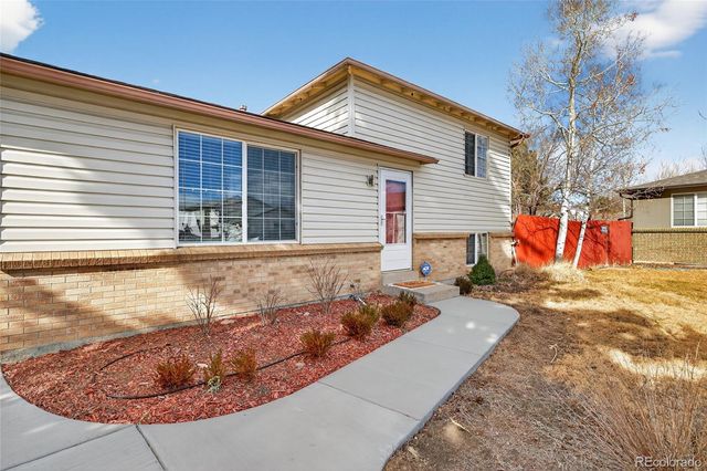 1531 S Queen Street, Denver, CO 80232