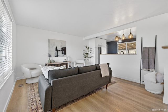 1531 S Queen Street, Denver, CO 80232