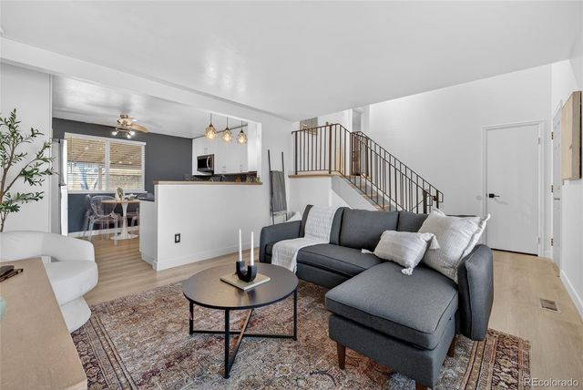 1531 S Queen Street, Denver, CO 80232