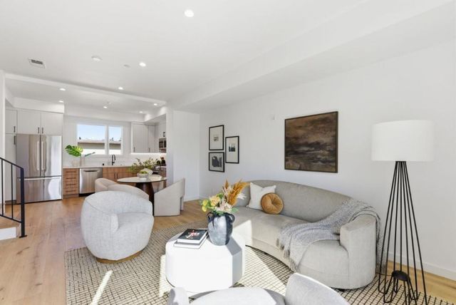 1433 Floribunda Avenue 3, Burlingame, CA 94010