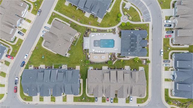 4639 Longleaf PL, Chesapeake, VA 23321