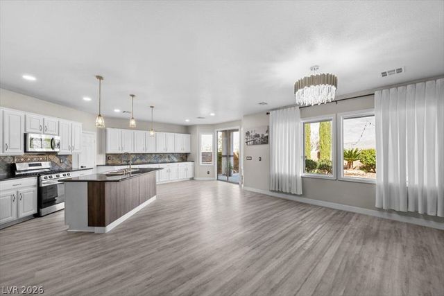 4104 Cathedral Falls Avenue, North Las Vegas, NV 89085