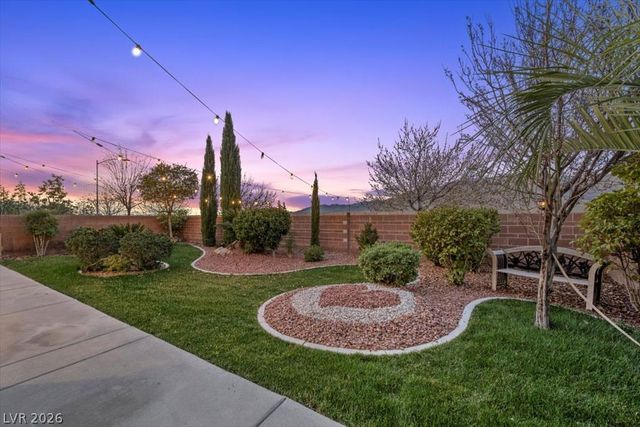 4104 Cathedral Falls Avenue, North Las Vegas, NV 89085