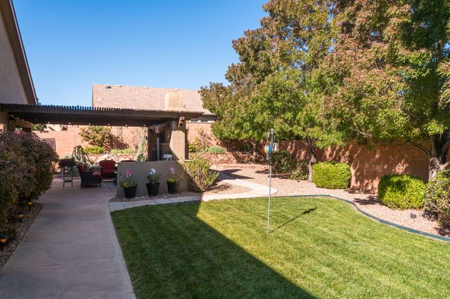 10905 NUEVA ESPANA Court NW, Albuquerque, NM 87114
