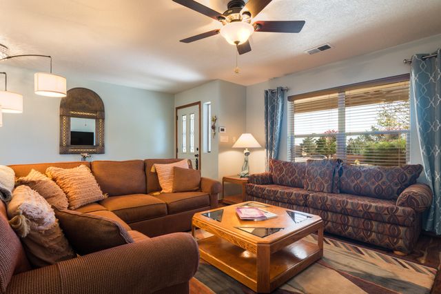 10905 NUEVA ESPANA Court NW, Albuquerque, NM 87114