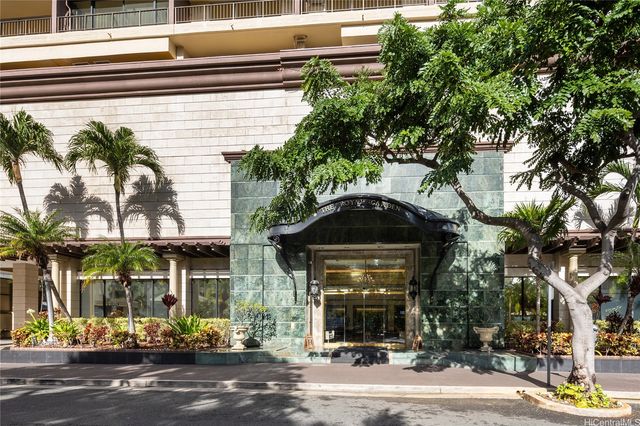 440 Olohana Street 1703, Honolulu, HI 96815