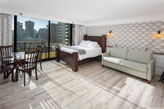 440 Olohana Street 1703, Honolulu, HI 96815