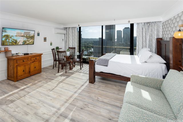 440 Olohana Street 1703, Honolulu, HI 96815