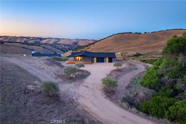 4475 Interlake, Bradley, CA 93426