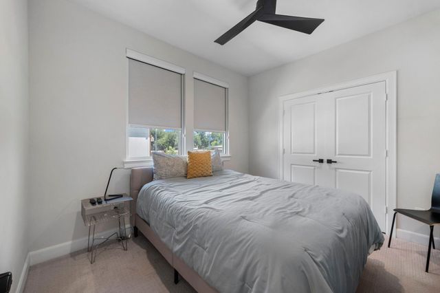 9555 Neuens Road A, Houston, TX 77080