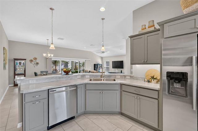 5825 FLINT LOOP, The Villages, FL 32163