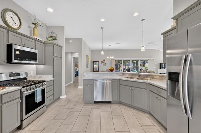 5825 FLINT LOOP, The Villages, FL 32163