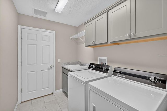 5825 FLINT LOOP, The Villages, FL 32163