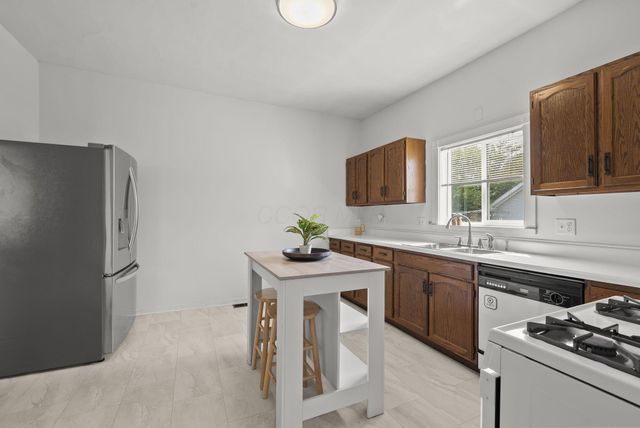 257 Hawkes Avenue, Columbus, OH 43223