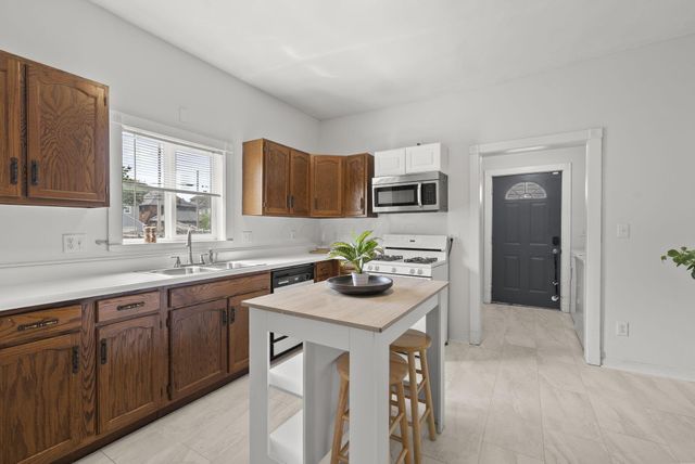 257 Hawkes Avenue, Columbus, OH 43223