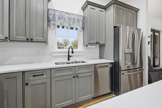 12052 SE 101ST COURT ROAD, Belleview, FL 34420