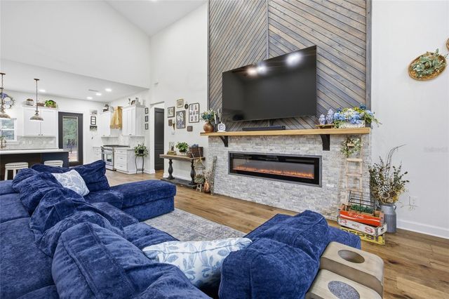 12052 SE 101ST COURT ROAD, Belleview, FL 34420