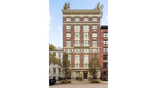 31 W 11th St Apt 4A, New York City, NY 10011