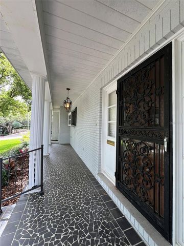 520 S RIVERHILLS DRIVE, Temple Terrace, FL 33617