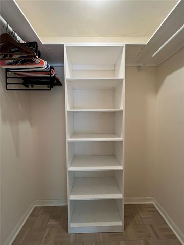 520 S RIVERHILLS DRIVE, Temple Terrace, FL 33617