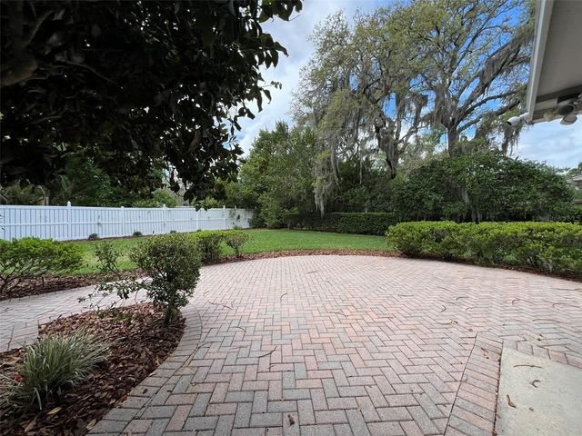 520 S RIVERHILLS DRIVE, Temple Terrace, FL 33617