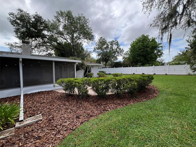 520 S RIVERHILLS DRIVE, Temple Terrace, FL 33617