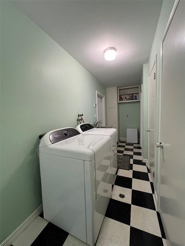 520 S RIVERHILLS DRIVE, Temple Terrace, FL 33617