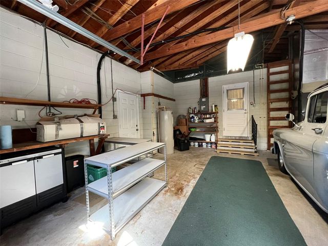 520 S RIVERHILLS DRIVE, Temple Terrace, FL 33617