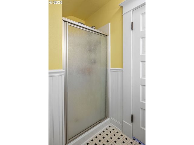 3105 Se WASHINGTON St, Milwaukie, OR 97222