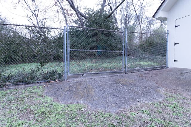 607 Center St, Madison, TN 37115