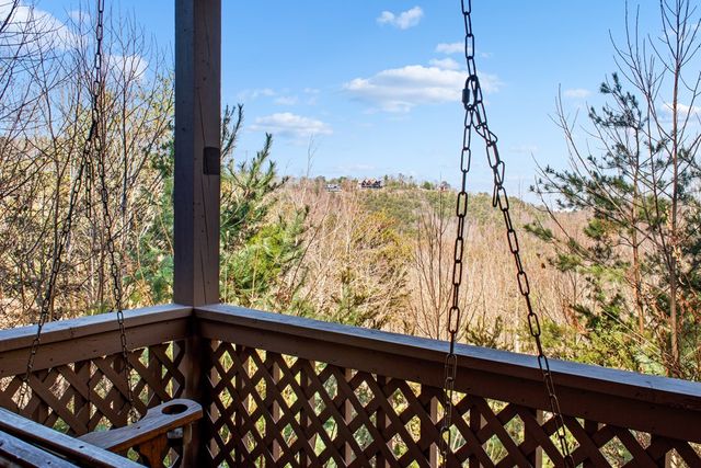 174 Chestnut Ridge Road, Blue Ridge, GA 30153