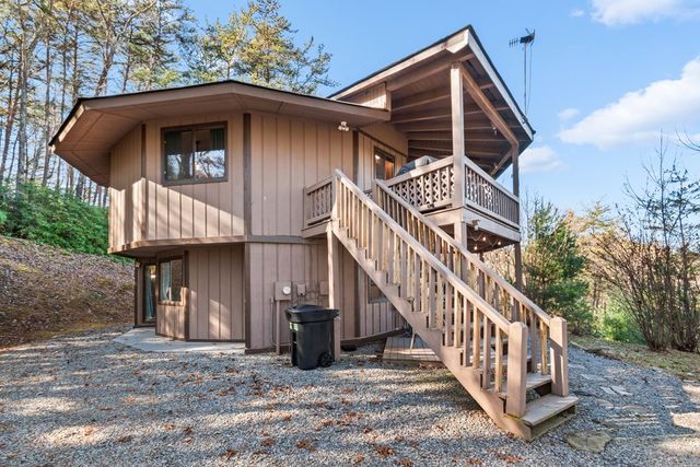 174 Chestnut Ridge Road, Blue Ridge, GA 30153