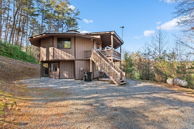 174 Chestnut Ridge Road, Blue Ridge, GA 30153