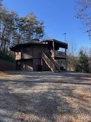 174 Chestnut Ridge Road, Blue Ridge, GA 30153
