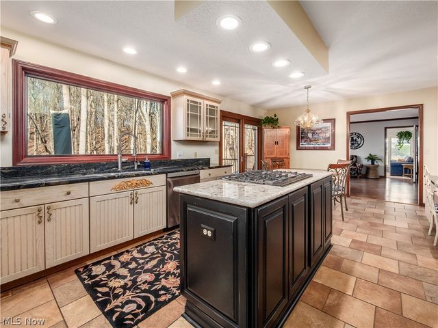 905 Center Court, Zanesville, OH 43701