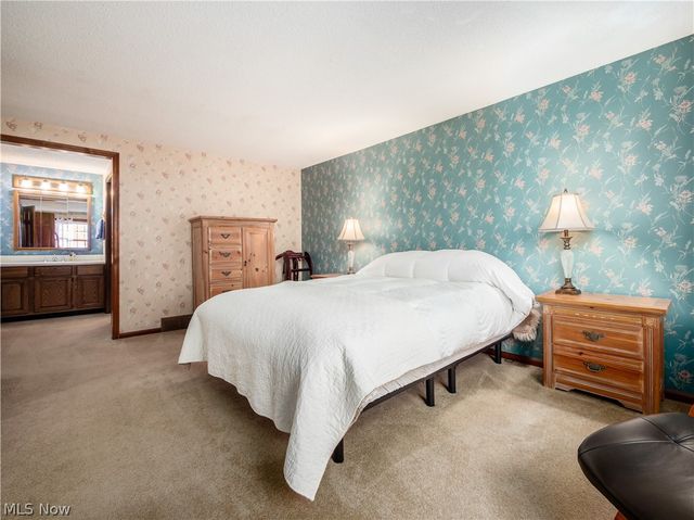 905 Center Court, Zanesville, OH 43701