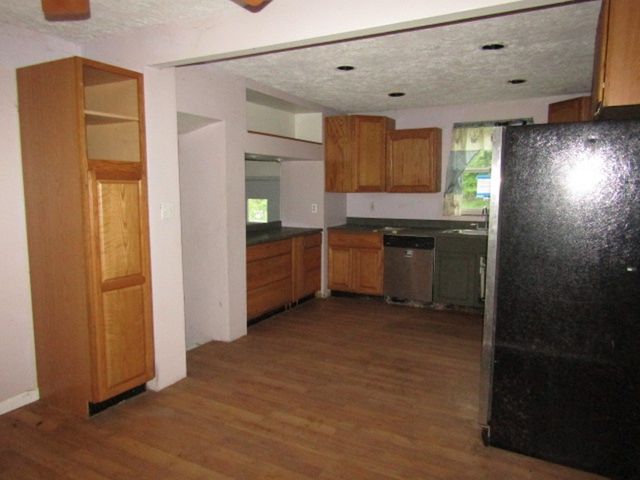 241 Weber Rd, Aleppo, PA 15143