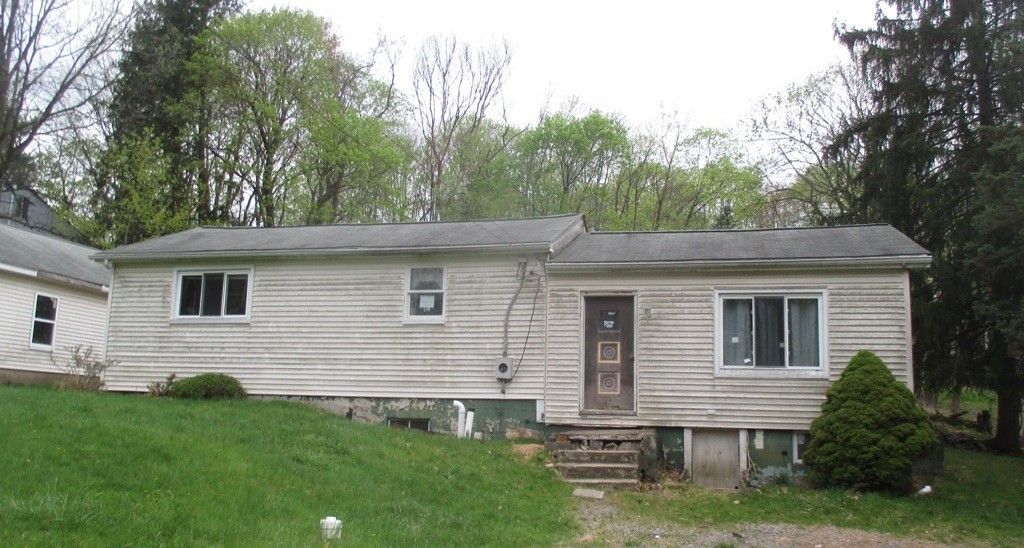 241 Weber Rd, Aleppo, PA 15143
