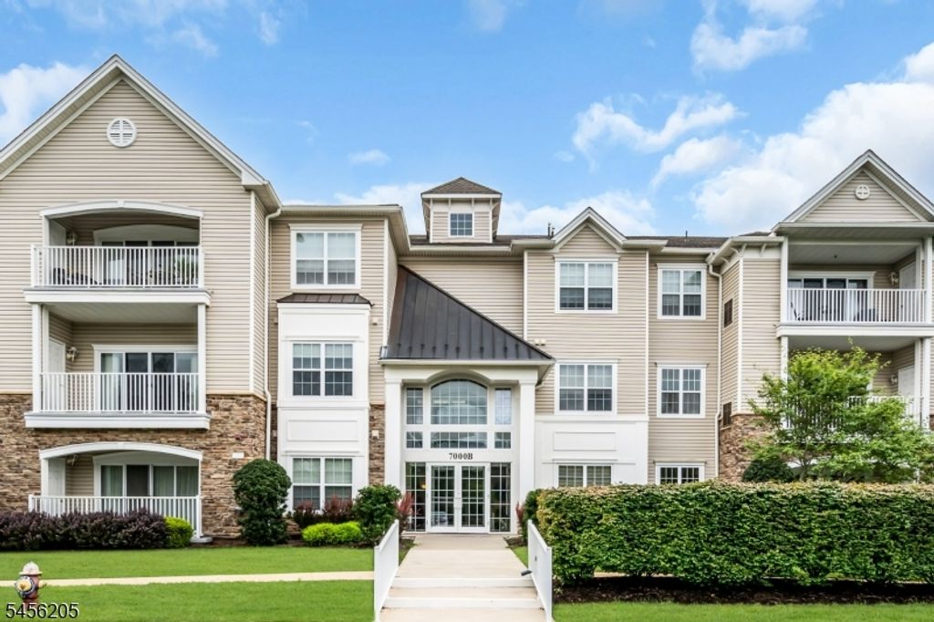 7110 Westover Way 7110, Franklin Twp., NJ 08873 — exterior