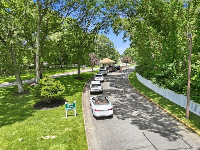 158 Falmouth Court A, Ridge, NY 11961