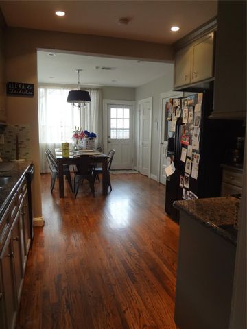 307 E 28th Street, Houston, TX 77008