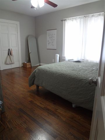 307 E 28th Street, Houston, TX 77008