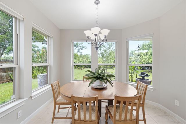 3915 Kinnerton Street, Pearland, TX 77584