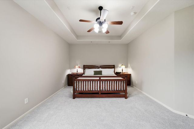 3915 Kinnerton Street, Pearland, TX 77584