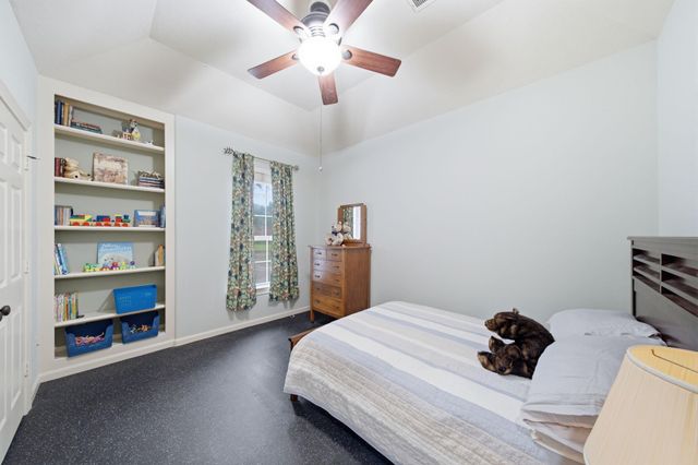 3915 Kinnerton Street, Pearland, TX 77584