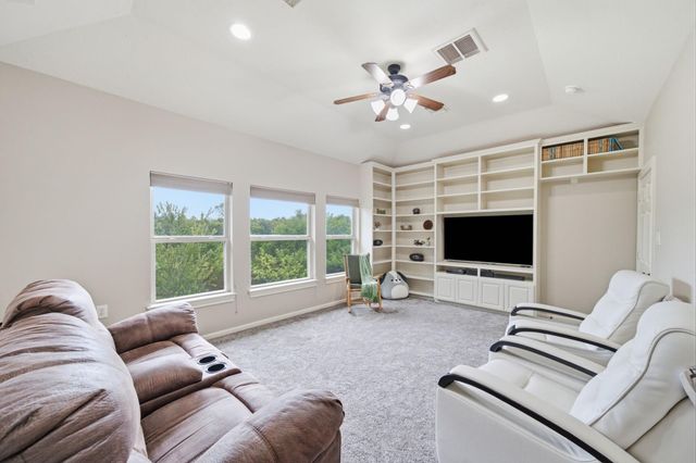 3915 Kinnerton Street, Pearland, TX 77584